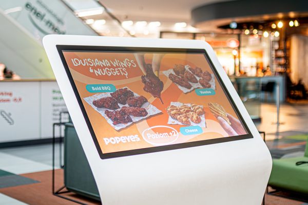 Kioski multimedialne w galerii młociny